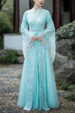 Green Butterfly Love Flower Embroidered Sweet Hanfu Dress