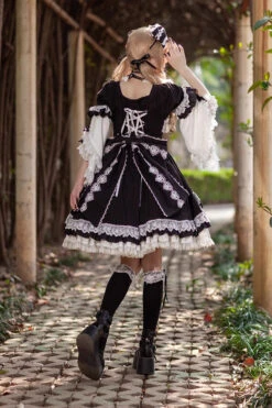 White/Black Short Sleeves Cardigan Bowknot Doll Sweet Lolita Dress -LolitaInside 5d8f728054ef7b1a260e3535752b87a6