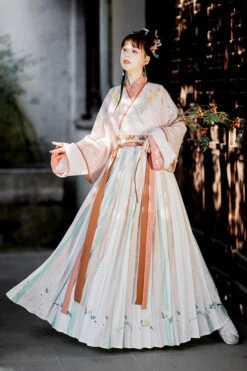 Chinese Chest Cuffs Beautifully Embroidered Sweet Hanfu Dress Full Set -LolitaInside 6575dded22a7e491b62ca709a9e99bf6