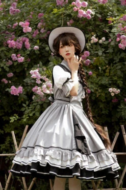 Gray Steel Rose Ruffle Bowknot Vintage Elegant Princess Lolita Dress -LolitaInside 75c2add6290c8b1495fd98808243991f