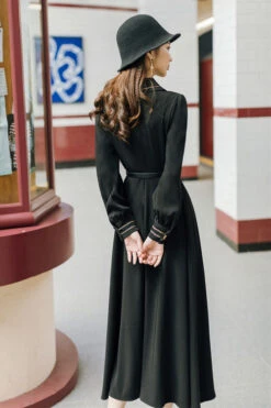 Solid Color Navy Style Vintage Lapel Collar High Waisted Long Sleeves Classic Lolita Dress -LolitaInside 8bf7998f66cc5934f9ebe650e86f627a