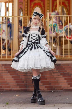 White/Black Short Sleeves Cardigan Bowknot Doll Sweet Lolita Dress -LolitaInside 8c1d88cdc83e5d24d7228ba81b7c237c