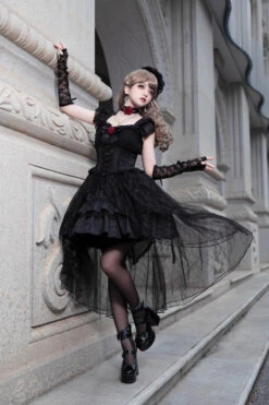 Black Elegant Bride Gorgeous Tea Party Gothic Lolita Tiered Dress -LolitaInside 922361753e54dcaac966c32f2bf93040