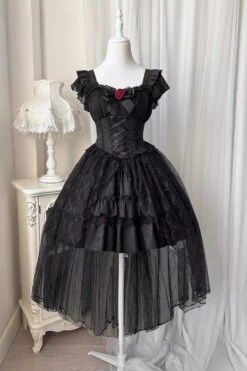 Black Elegant Bride Gorgeous Tea Party Gothic Lolita Tiered Dress -LolitaInside b0ad47029443590b295732176627f42a