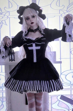Original Dark Velvet Gothic Lolita OP Dress With Two-Piece Design For Halloween -LolitaInside c1b1f4c0151a3f84b71940e5a14df563