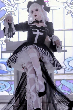 Original Dark Velvet Gothic Lolita OP Dress With Two-Piece Design For Halloween -LolitaInside c329dc1e981398bf10fc30d82c587d9d