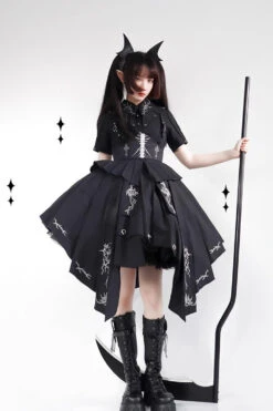Black Travelling Thorns Short Sleeves Print Gothic Elegant Lolita Dress -LolitaInside e076640ef30018d0923a2e7ecf89d3d6