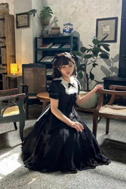 Black Annie's Gift Short Sleeves Bowknot Sweet Lolita Dress (Plus Size Support) -LolitaInside f1a9f9577b6572f08dd23cae12213fcf