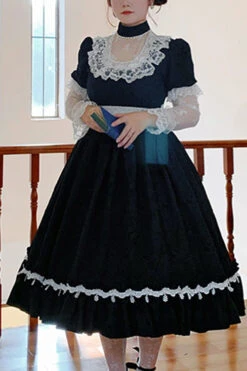 Round Collar Lace Long Sleeves Miss Winnie Plus Size Sweet Lolita OP Dress