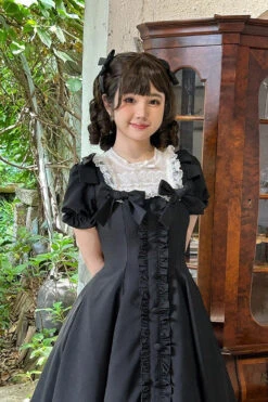 Black Annie's Gift Short Sleeves Bowknot Sweet Lolita Dress (Plus Size Support) -LolitaInside fe45c55770c027e55a6def7f68cf5a37